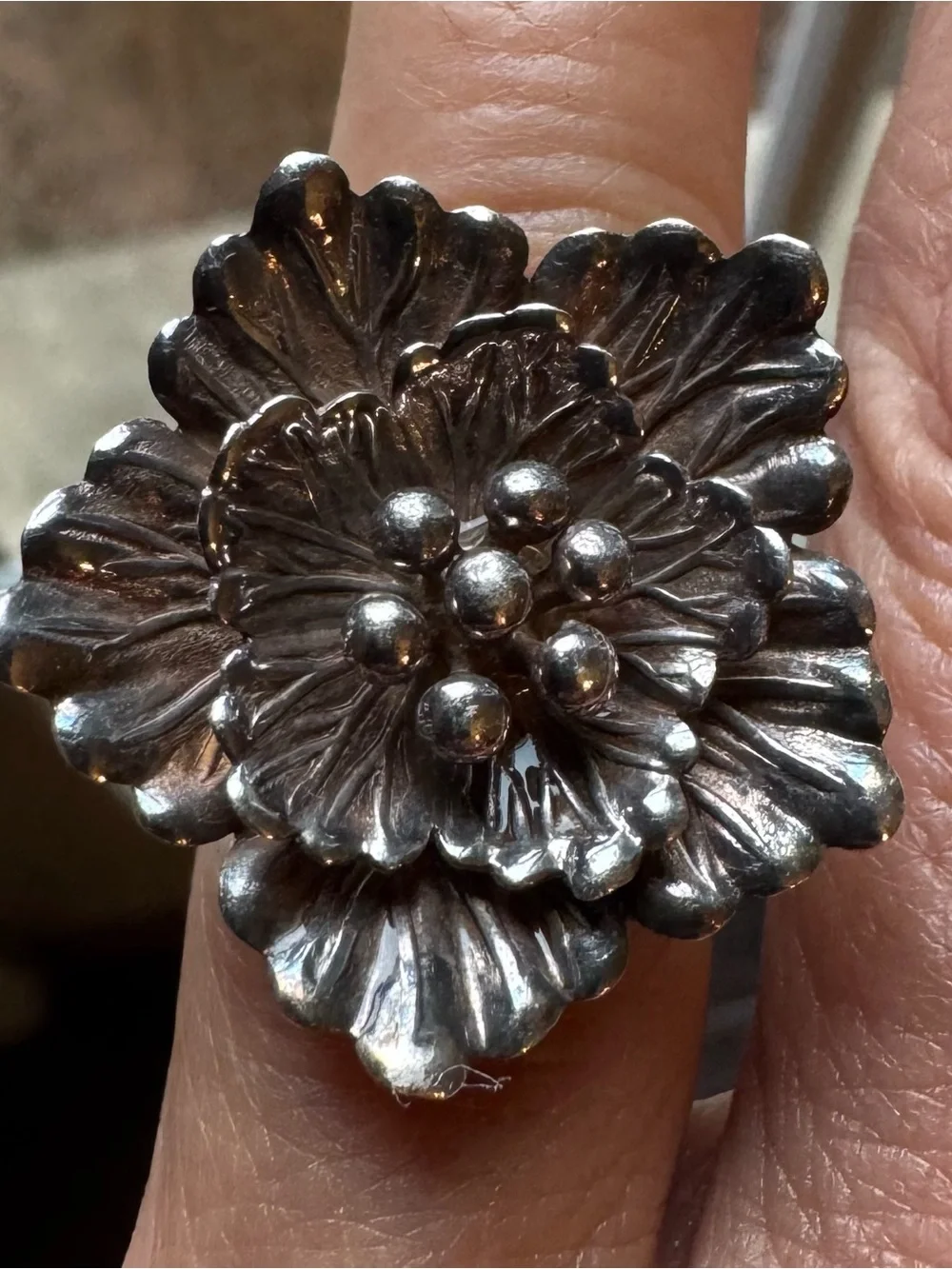 950 Sterling floral cocktail ring